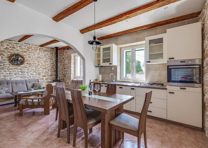 Haus Zdravko In - Haus Fuer 4 Personen Prkos