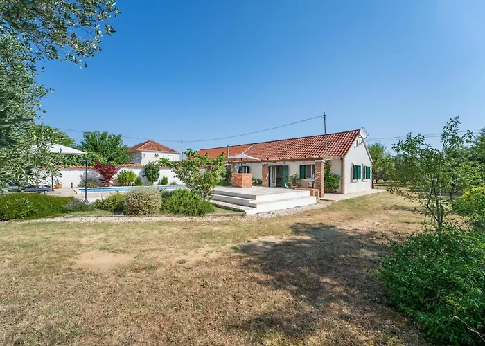 Haus Zdravko In - Haus Fuer 4 Personen Vakantiehuis Prkos