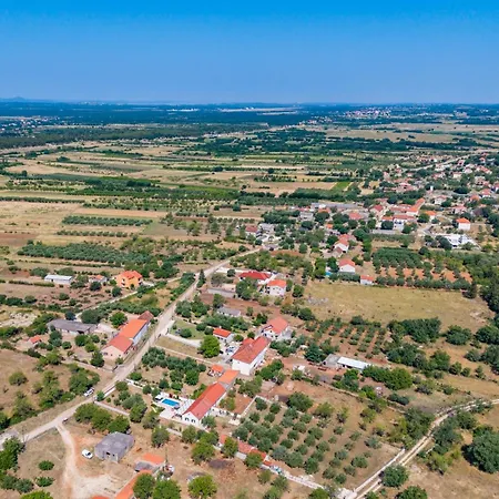 Haus Zdravko In - Haus Fuer 4 Personen Prkos