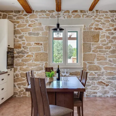Haus Zdravko In - Haus Fuer 4 Personen * Prkos