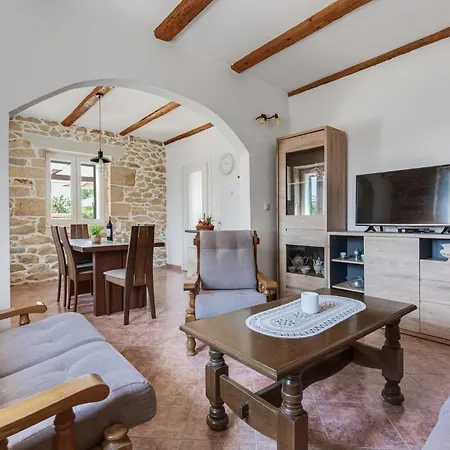 Haus Zdravko In - Haus Fuer 4 Personen * Prkos