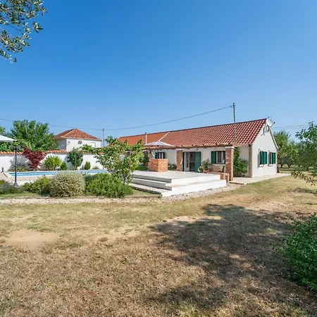 Haus Zdravko In - Haus Fuer 4 Personen Hébergement de vacances Prkos
