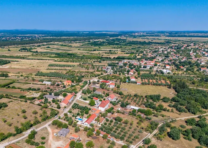 Haus Zdravko In - Haus Fuer 4 Personen Prkos