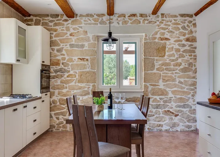 Haus Zdravko In - Haus Fuer 4 Personen * Prkos